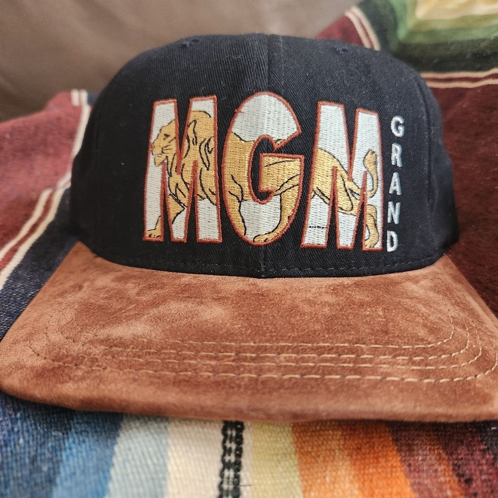 90s MGM Grand Hat